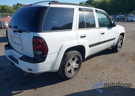 2005 Chevrolet Trailblazer Ls z USA, uszkodzony, nr VIN 1GNDT13S252301027